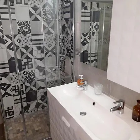Appartement Mshomes Ii