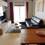 Apartamento Mshomes Ii *